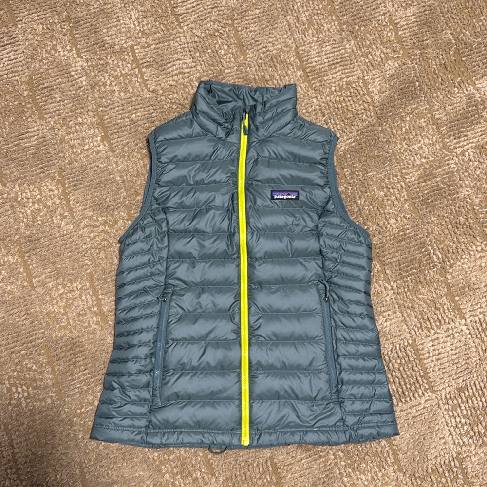 Patagonia - Women’s Down Sweater Vest